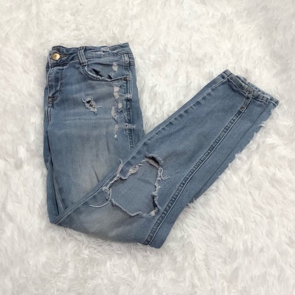 Zara Trafaluc Distressed Ripped‎ Jeans 2 - Picture 1 of 10